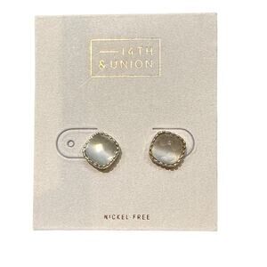 14th & Union Cream Mother of Pearl Stud Earrings with Gold Trim NWT